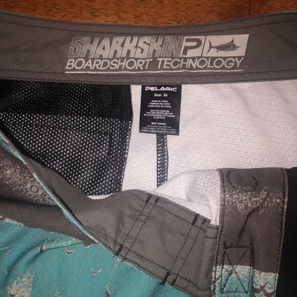 Pelagic Board Shorts Mens 36 Green Sharkskin Tech Pockets Drawstring Fish - Picture 8 of 10